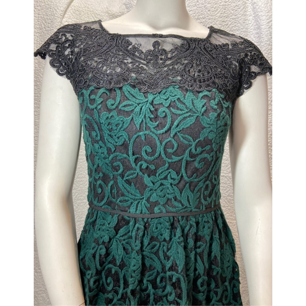 Adrianna Papell Green and‎ Black Lace Midi Dress Size 2 - Picture 3 of 11